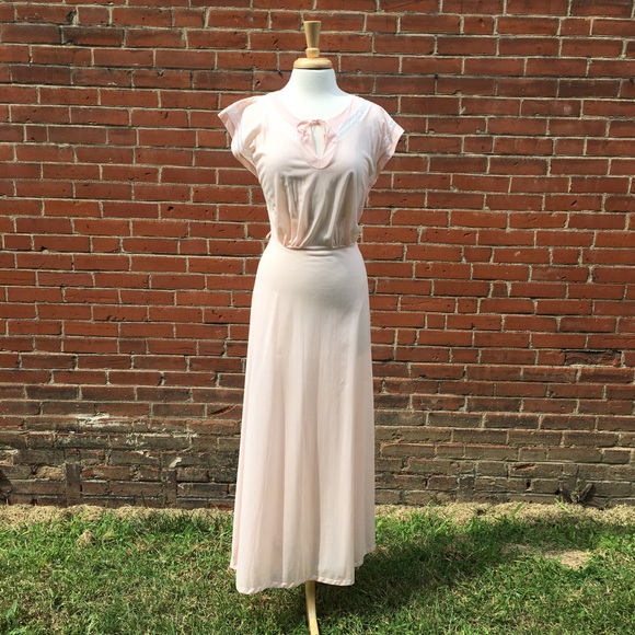 VTG Kickernick Lingerie Nightgown - Picture 1 of 8